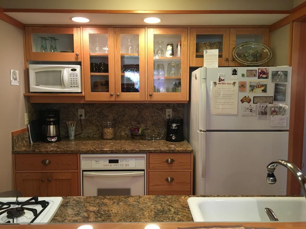 The Guest House Bellingham Extérieur photo